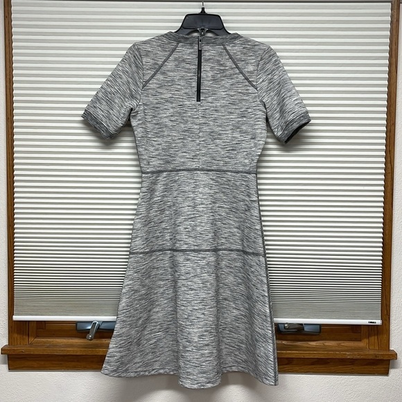 Athleta En Route Space Dye Gray Fit & Flare Casual Dress Size XS tall - Picture 6 of 10